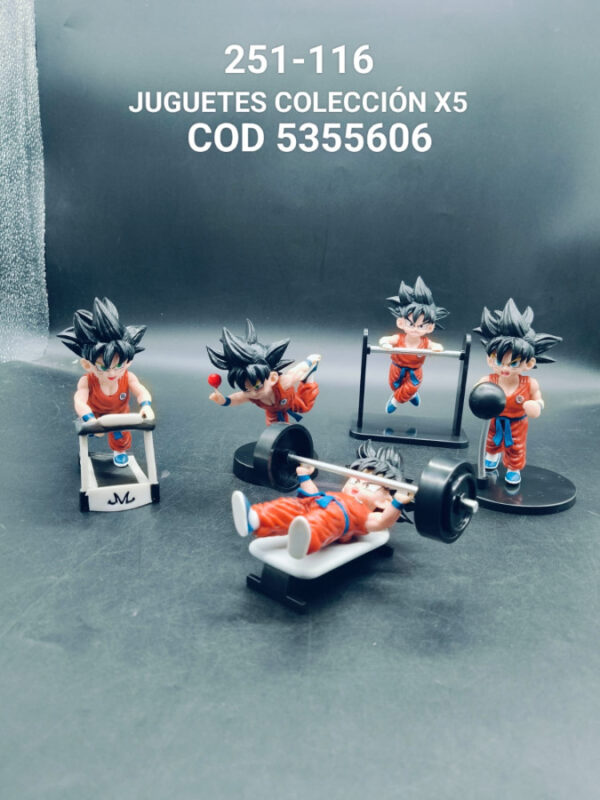 GOKU HACIENDO EJERCICIO